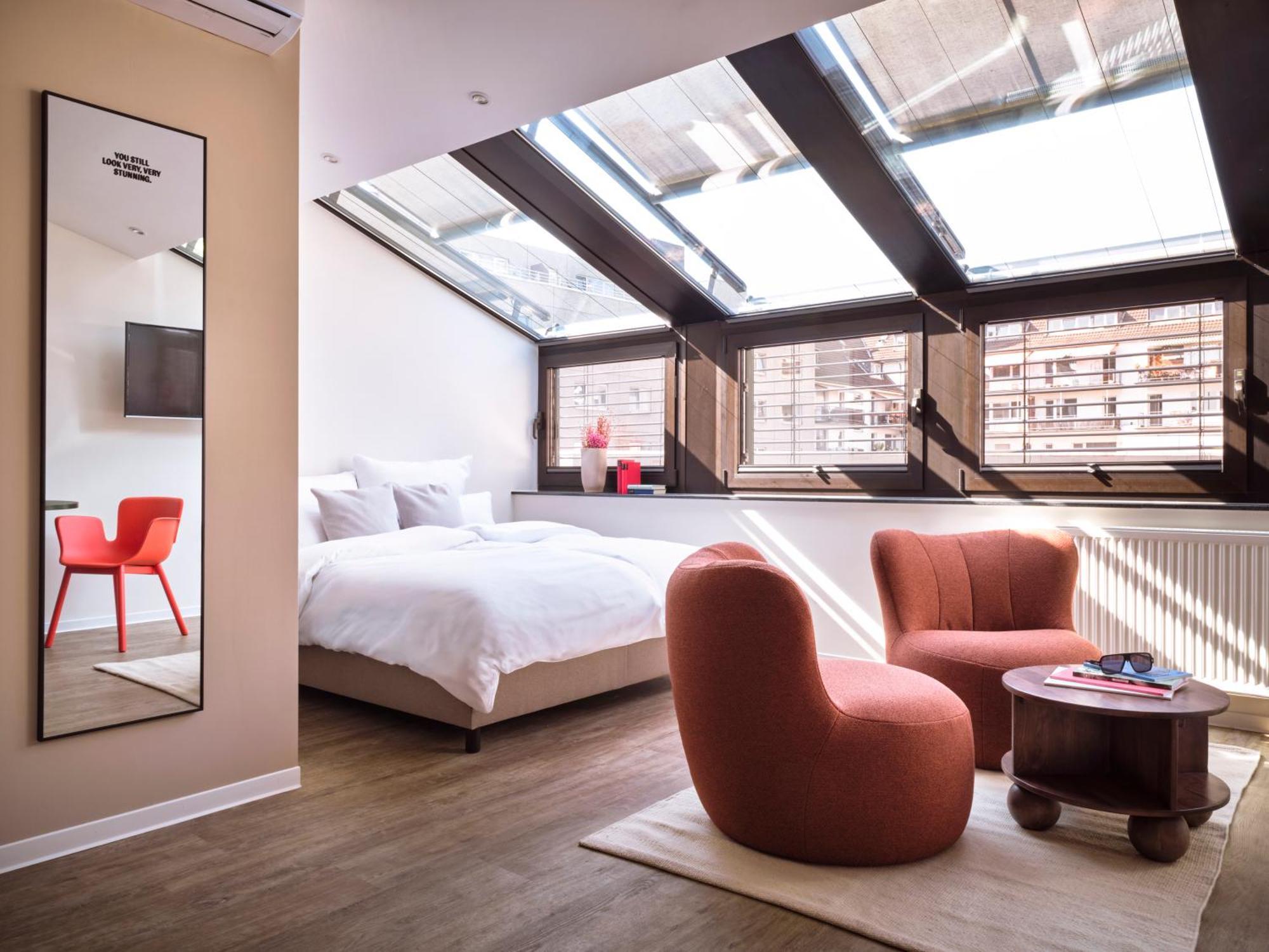 Stayery Cologne Suelz Luaran gambar