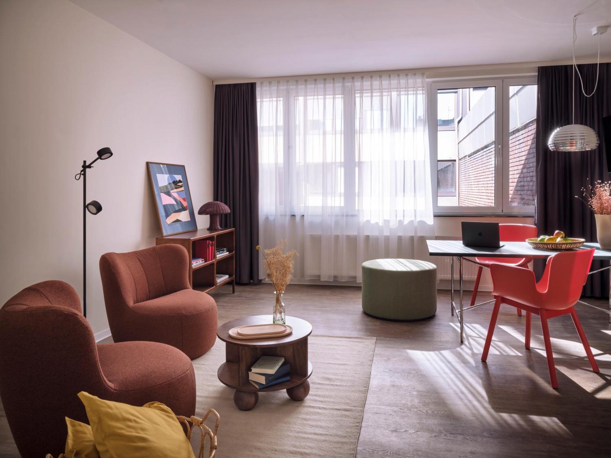 Stayery Cologne Suelz Luaran gambar