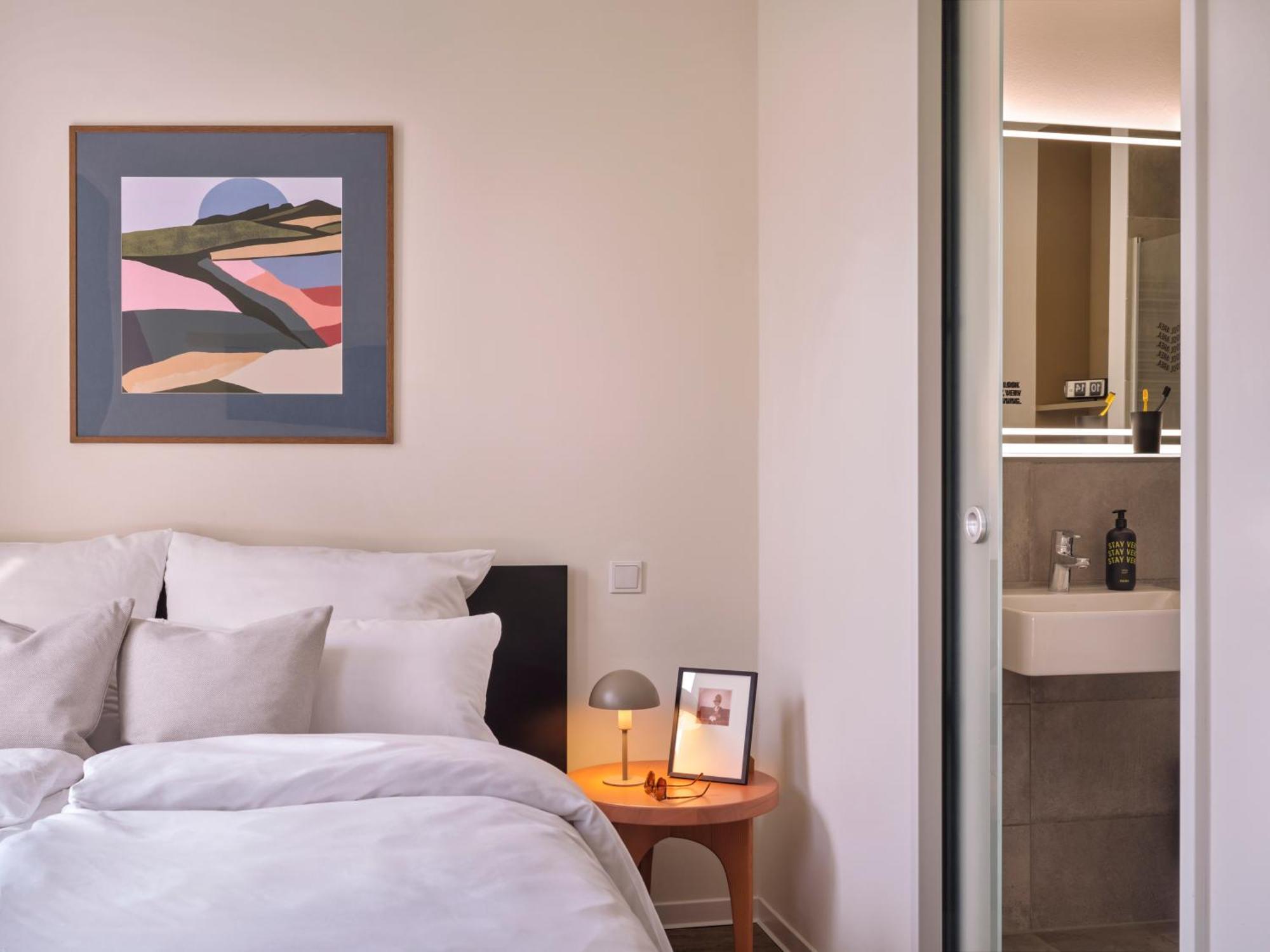 Stayery Cologne Suelz Luaran gambar
