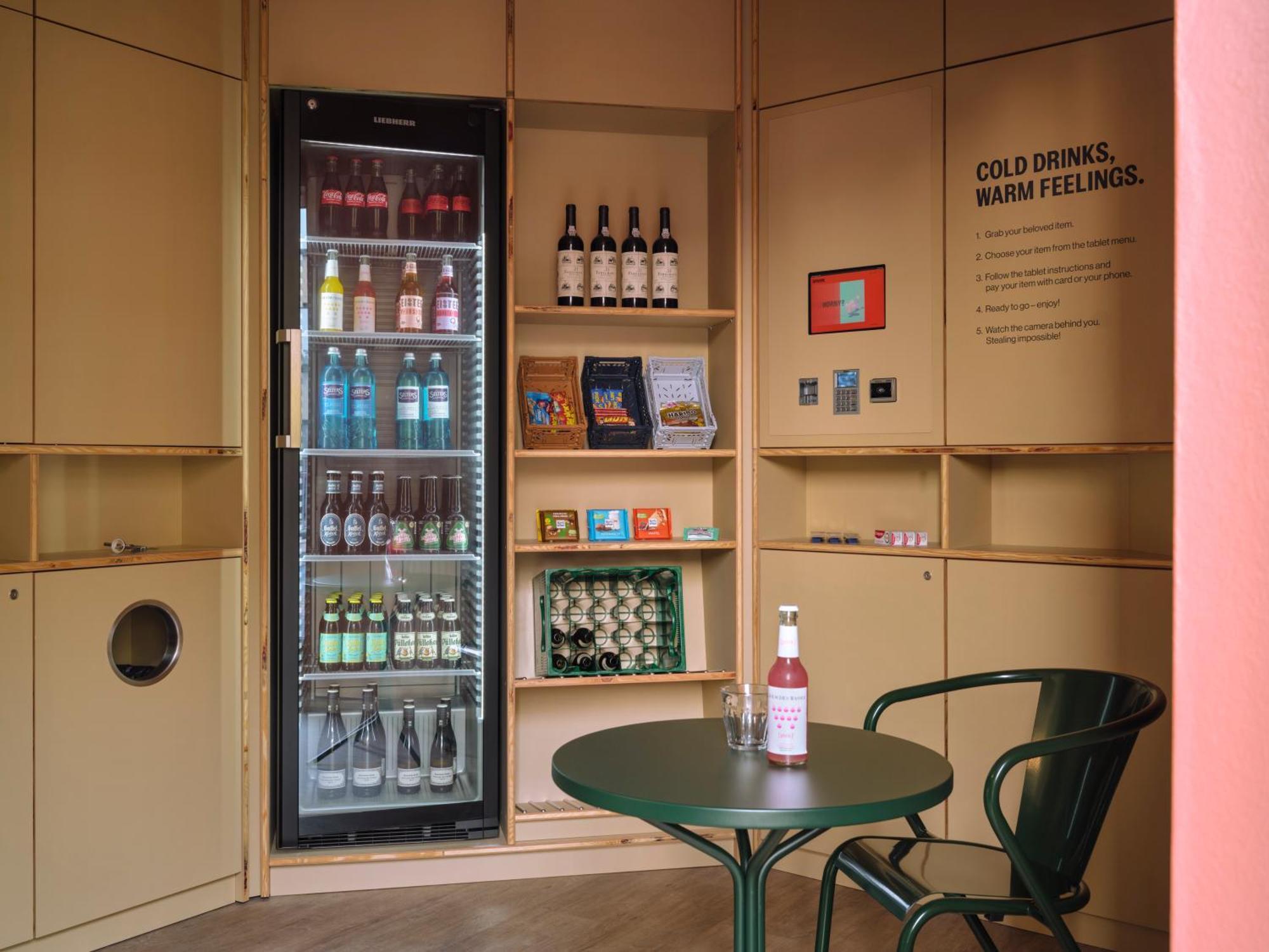 Stayery Cologne Suelz Luaran gambar